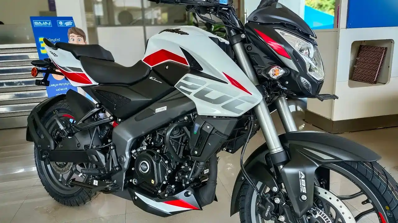 New Pulsar NS200